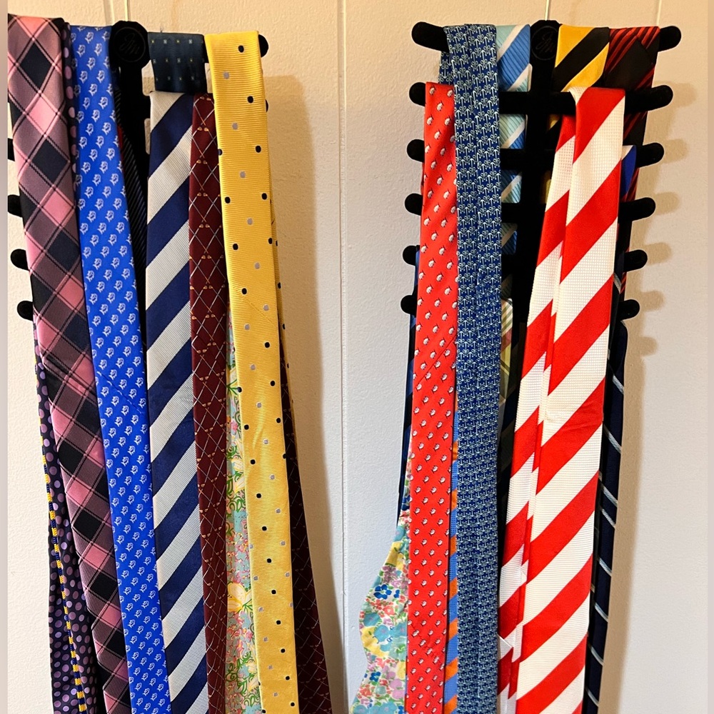 Men’s Suit Ties!